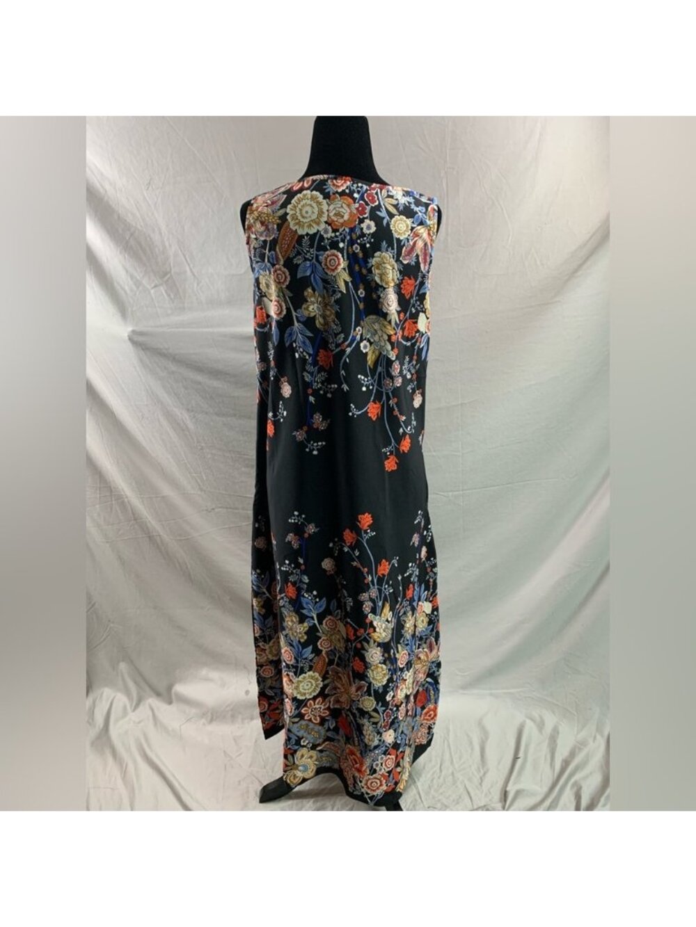 Floral Print Tank Dress With Pockets - Picture 9 of 9